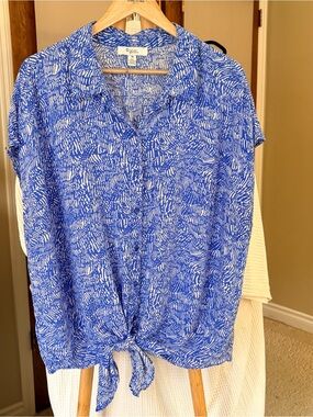 C by One Blue Abstract Print Tie-Hem Button Down Shirt 3X